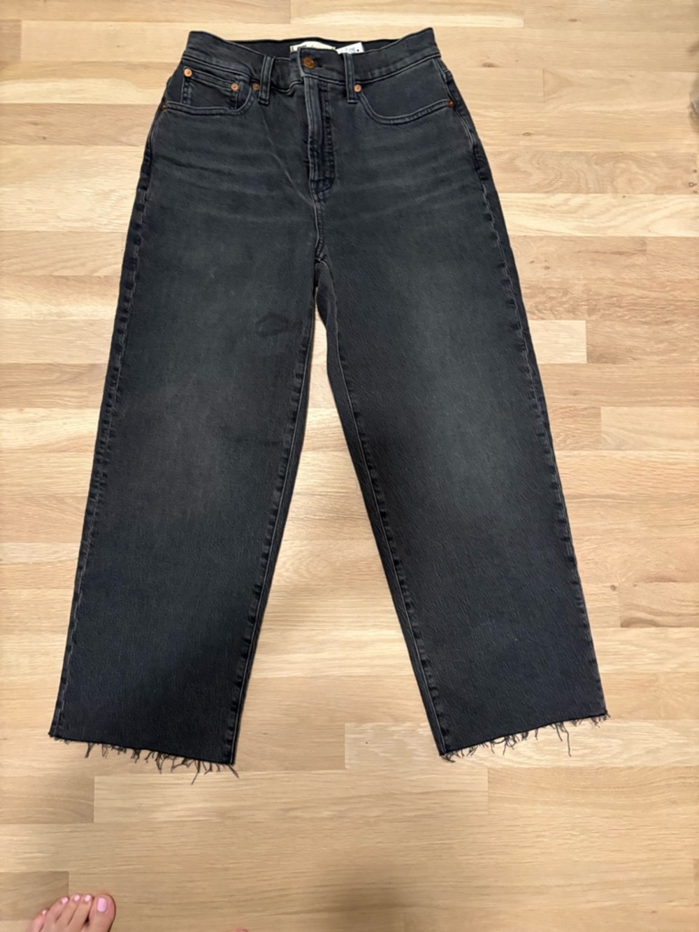 Madewell Perfect Vintage Washed Black High-Rise Cropped Wide-Leg Jean - Picture 7 of 9
